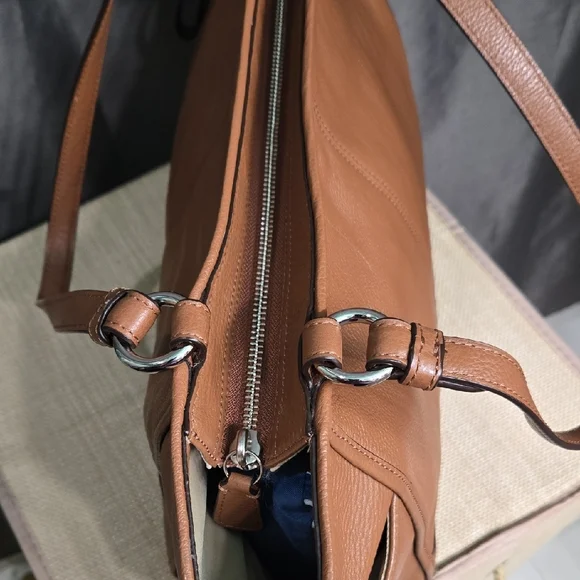 Coach Tan Park Leather Tote Bag EUC with COA - Picture 7 of 15